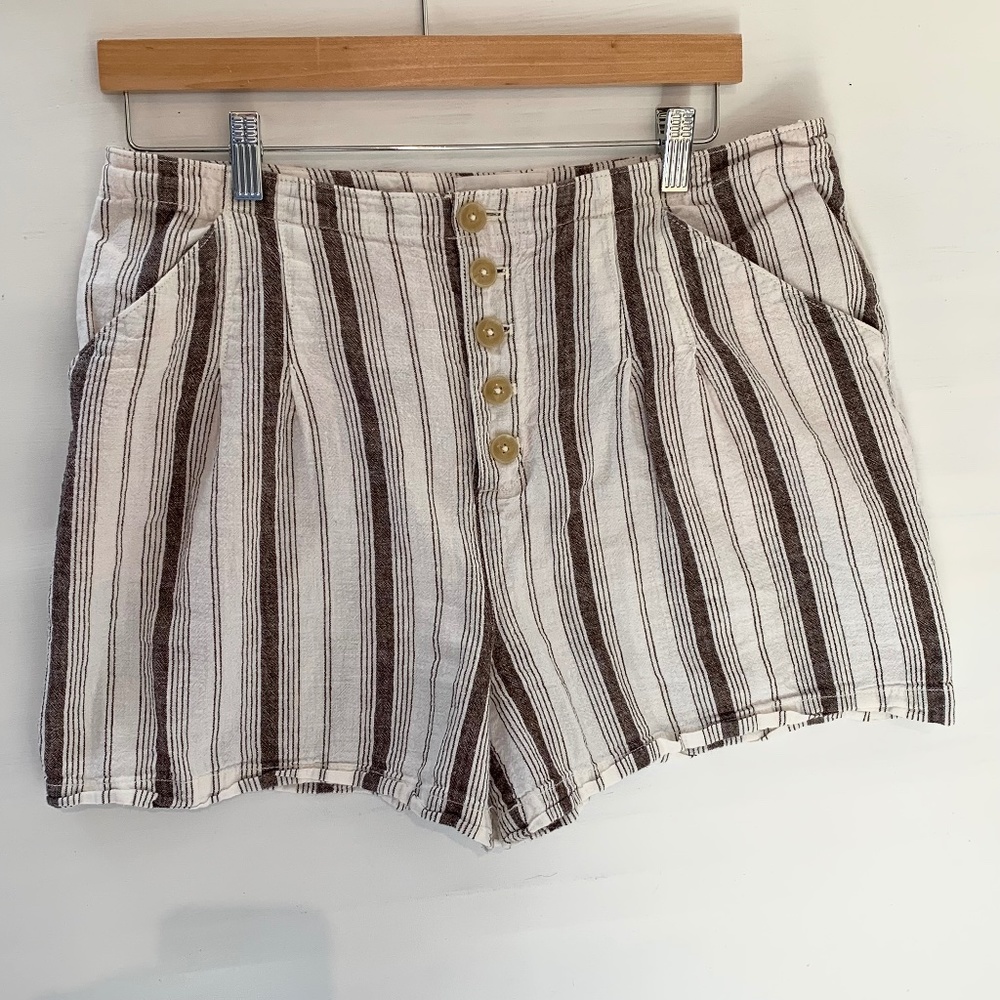 Anthropologie High Rise Linen Blend Shorts US 12 Boho Button Front Beach Resort
